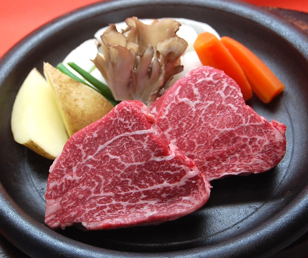 蔵王牛特選牛ヘレ肉ステーキ
